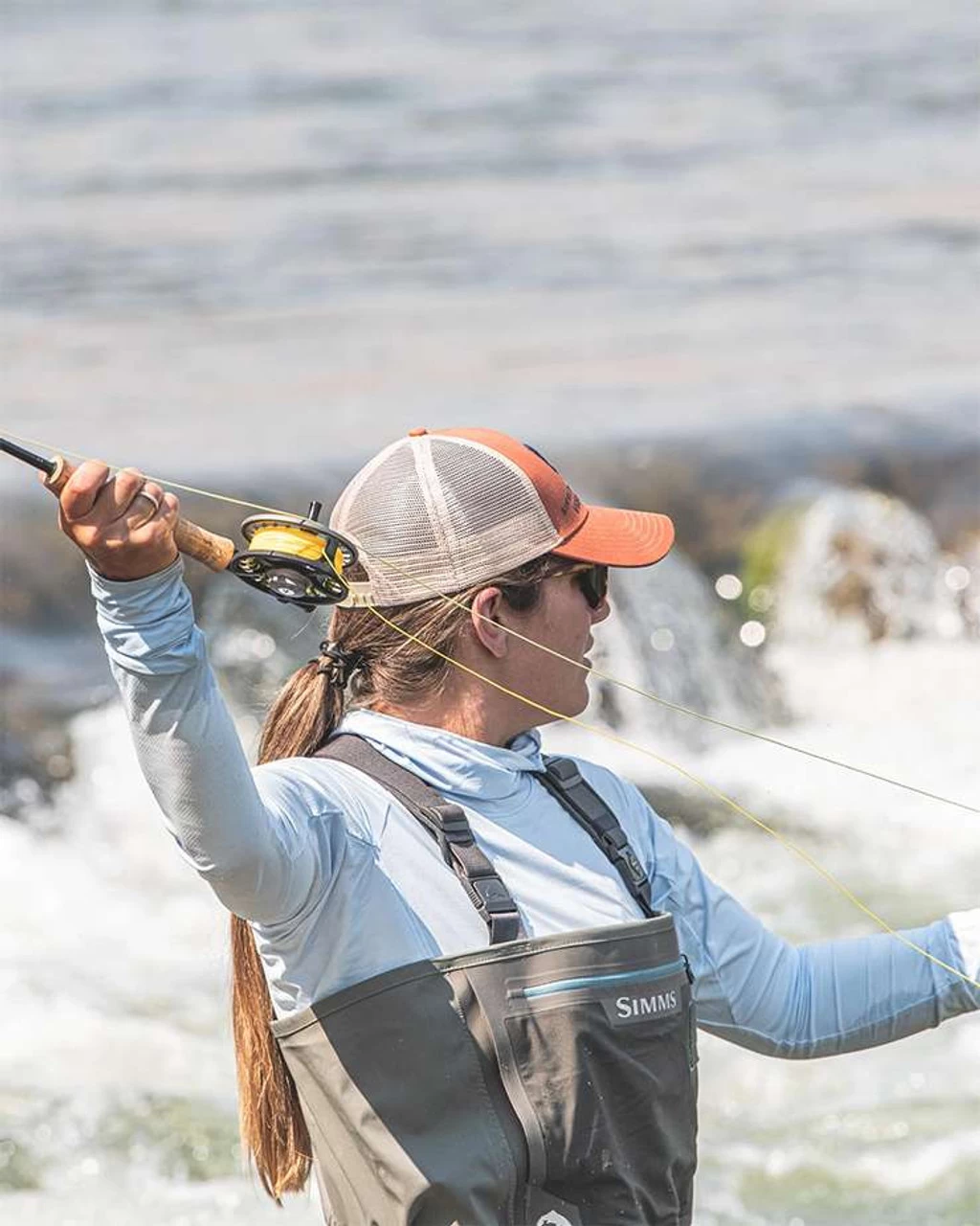 Simms Womens Solarflex Cooling Hoody - Ice - Image 4